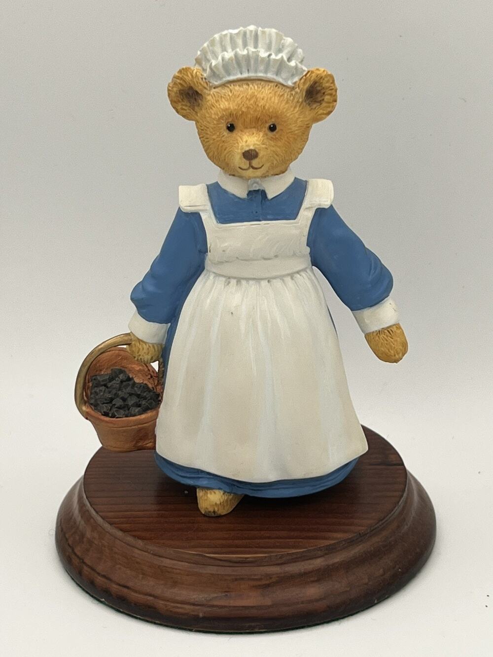 Department 56 Upstairs Downstairs Bears ~Polly The Little Kitchen Maid Figurine
